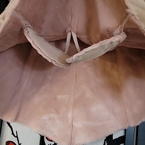 UGG Vintage Pink Leather Poncho with pockets! - Picture 8 of 11